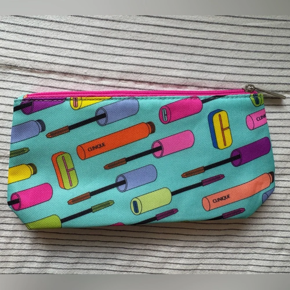 Clinique Makeup Pouch — new!